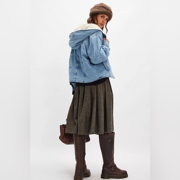 Free People We The Free Asher Cozy Denim Jacket - Picture 4 of 8